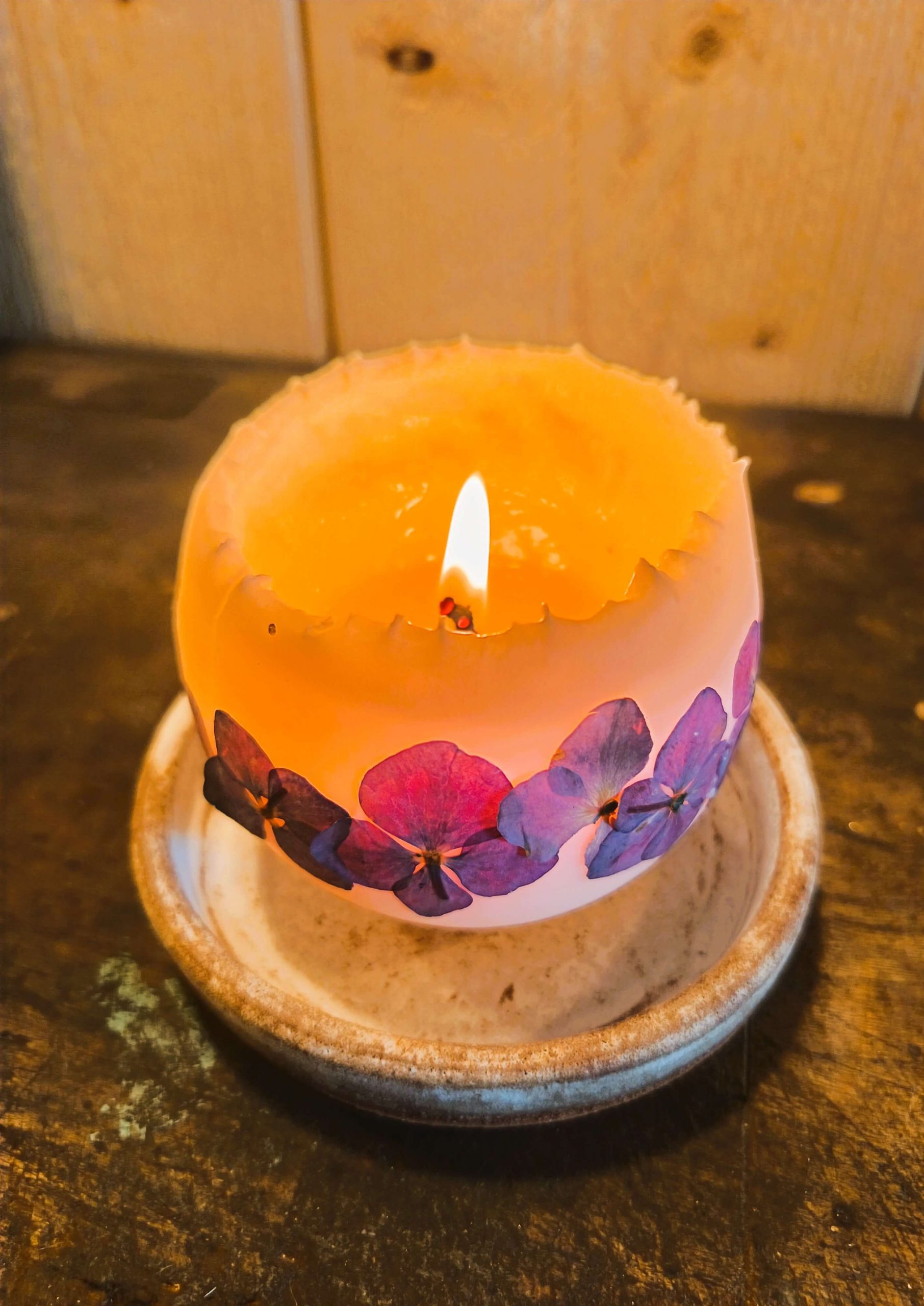 Bougie ronde Hortensia | Brin de nature 2 Bougie ronde Hortensia | Brin de nature – Image 2