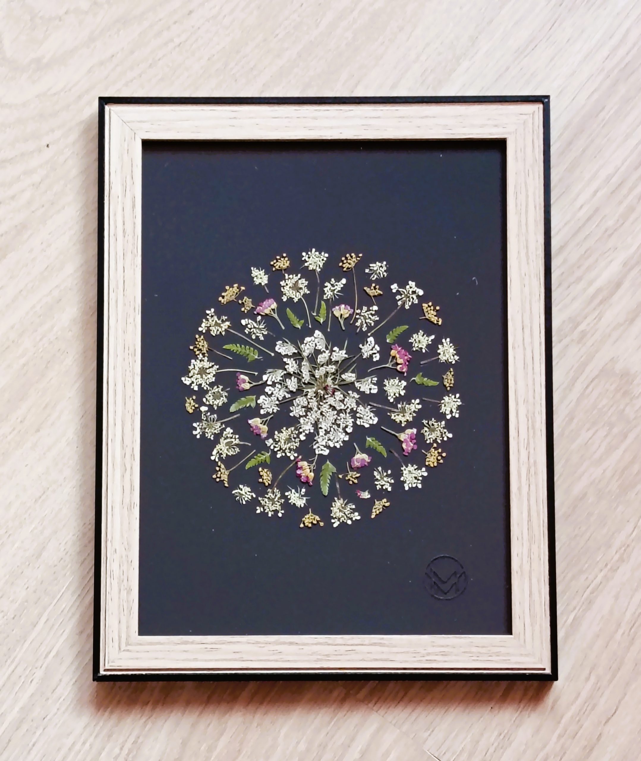 Cadre floral Mer' Veille - "Les Ombellifères" 1 Cadre floral Mer' Veille - "Les Ombellifères"