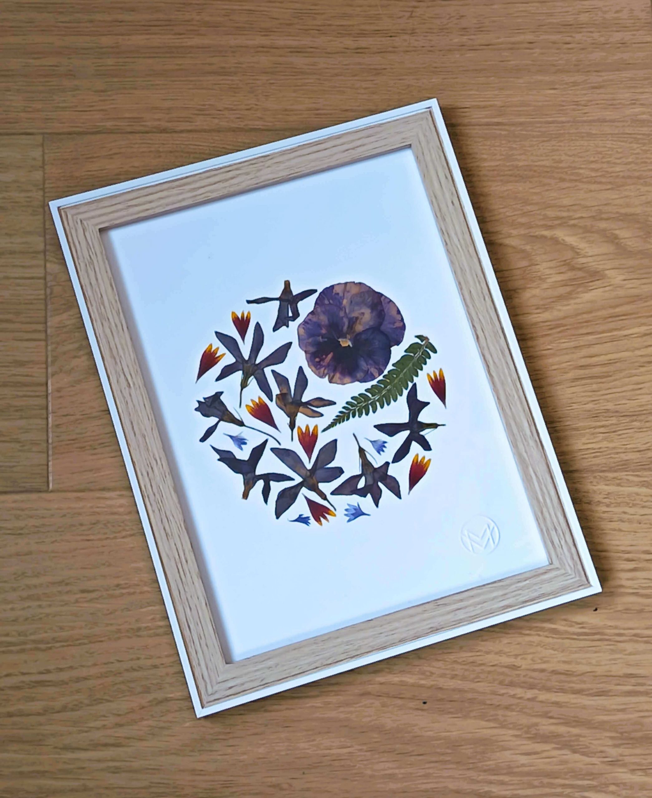 Cadre floral Mer' Veille "Jardin Pervenches n°1" 1 Cadre floral Mer' Veille "Jardin Pervenches n°1"